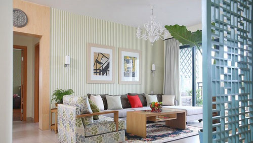 用隔斷隔出來的客廳