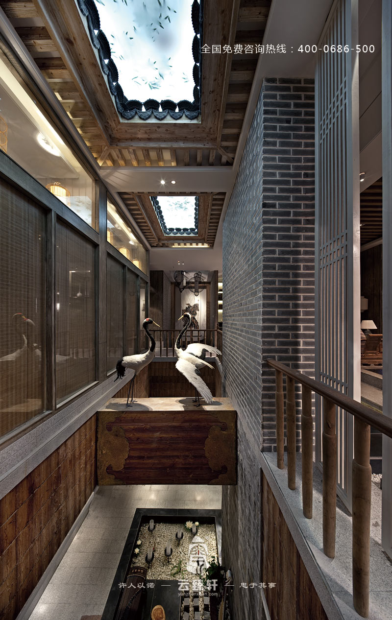 設計師把人造天井運用到本案中